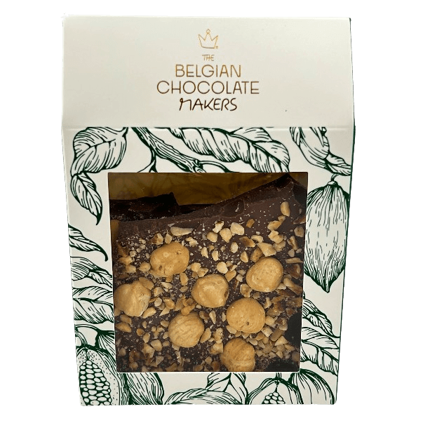 Tavolette spezzate di cioccolato al latte con nocciole