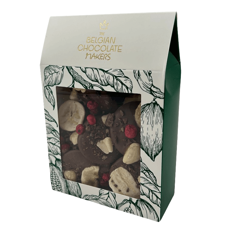 Vollmilchschokoladen-Mendiants mit Bananen-, Mandel- und Pekannussstückchen