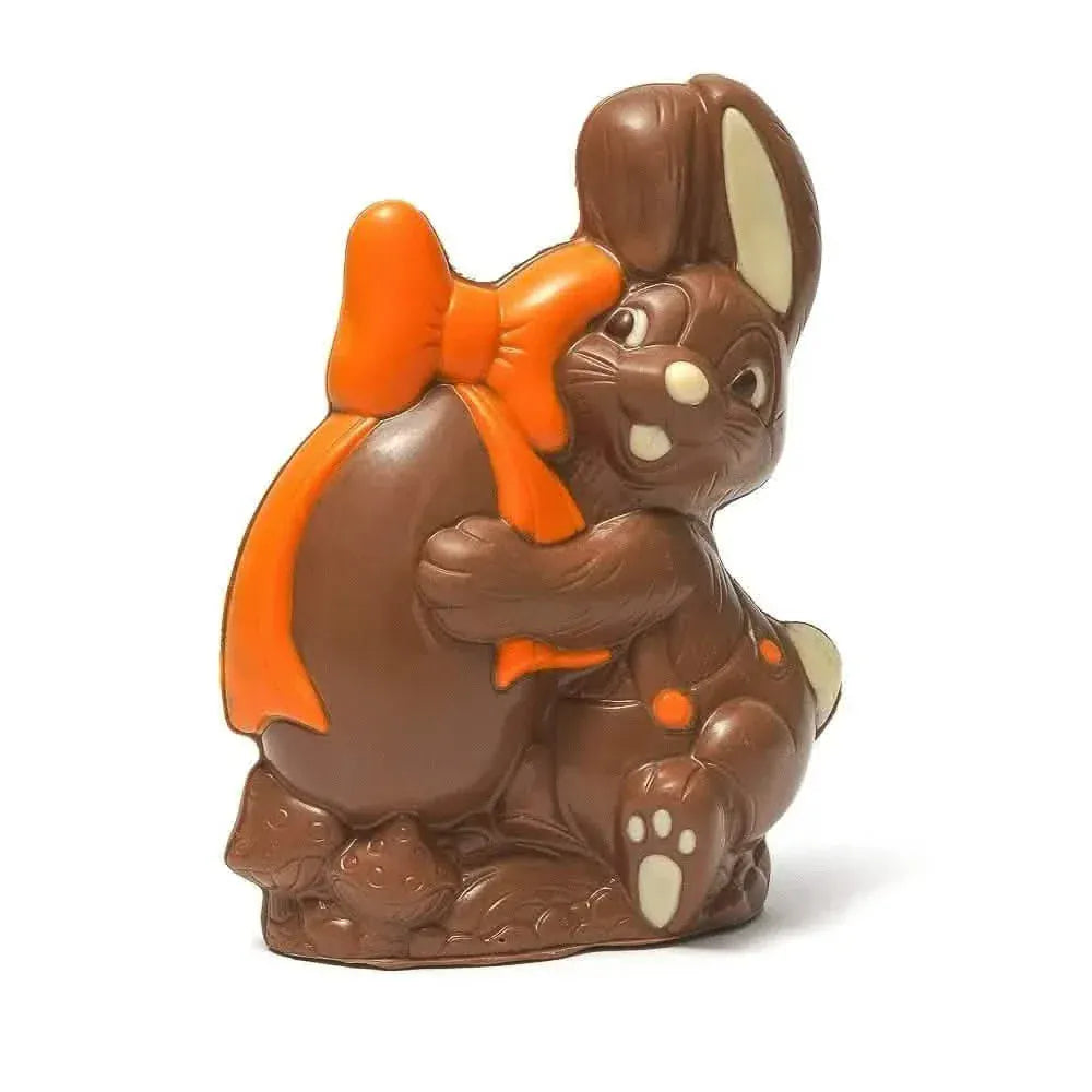 Milk chocolate easter bunny with egg 5407008476205 The Belgian Chocolate Makers