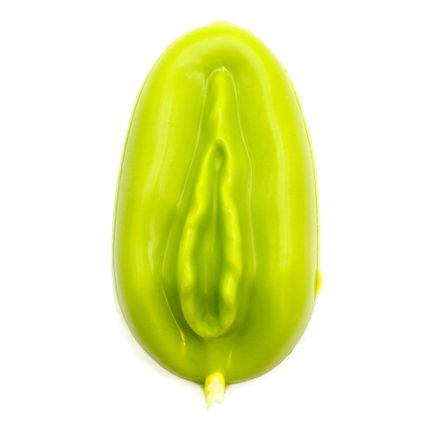 White chocolate playful green female treat 30g