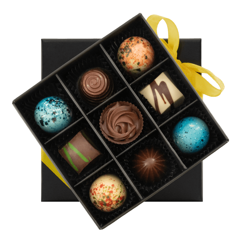 Black temptation box of 9 chocolate pralines 135g 5407008476632 The Belgian Chocolate Makers