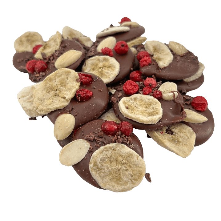 Milk chocolate mendiants with banana, almond, red currants and cacao nibs chunks 5407008470302 The Belgian Chocolate Makers