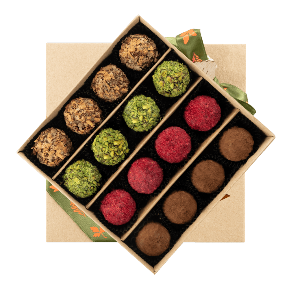 Mix of autumn Belgian truffles in a craft gift box 5407008477585 The Belgian Chocolate Makers
