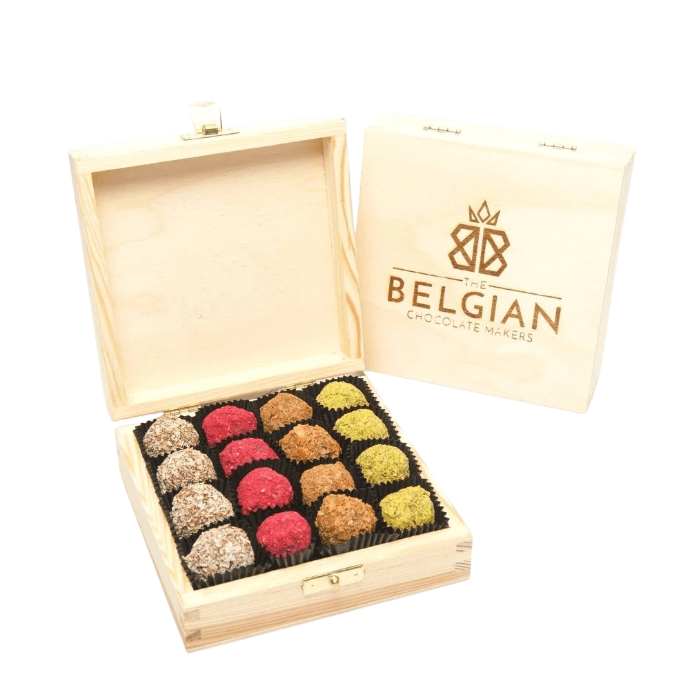 Wooden gift box with 16 truffles 5407008476847 The Belgian Chocolate Makers